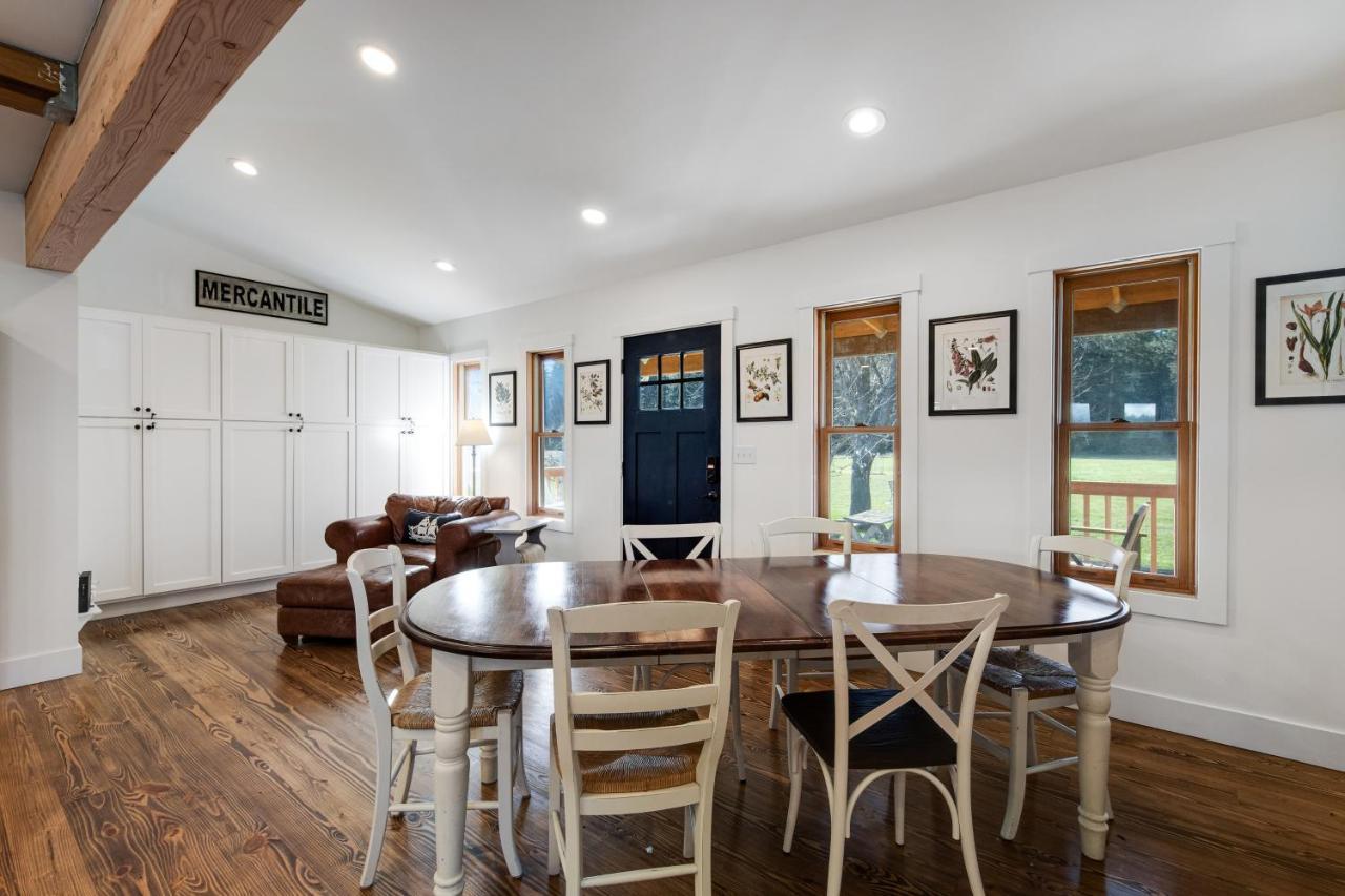 Historic Officer'S Farmhouse At Olf Coupeville Extérieur photo