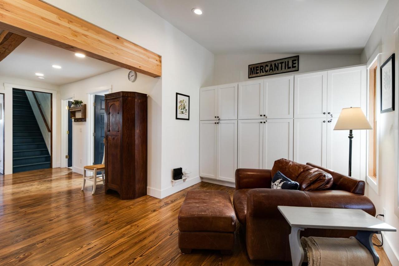 Historic Officer'S Farmhouse At Olf Coupeville Extérieur photo