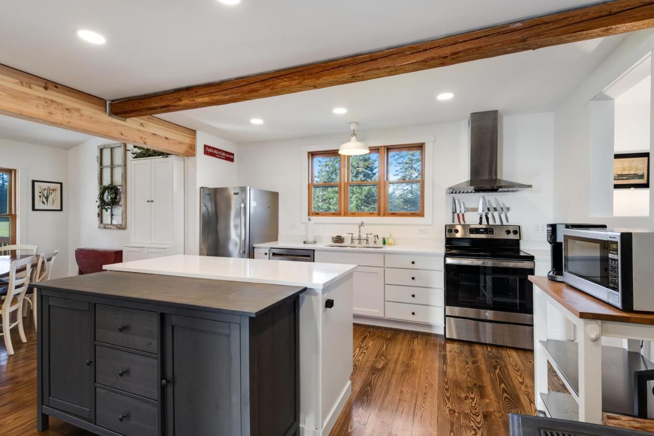 Historic Officer'S Farmhouse At Olf Coupeville Extérieur photo